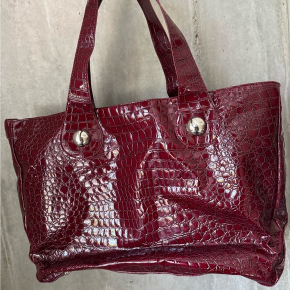 minimalist cherry red tote - Picture 2 of 5